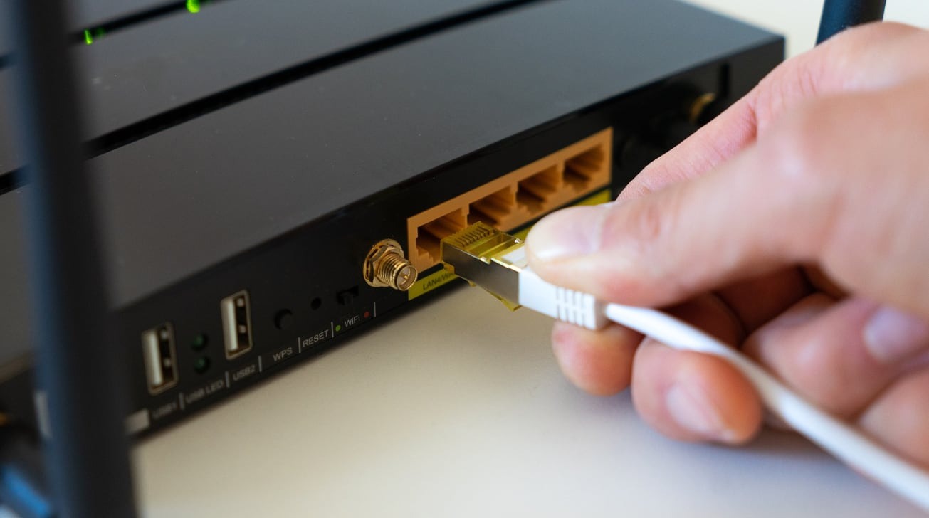 mac with ethernet port for faster internet
